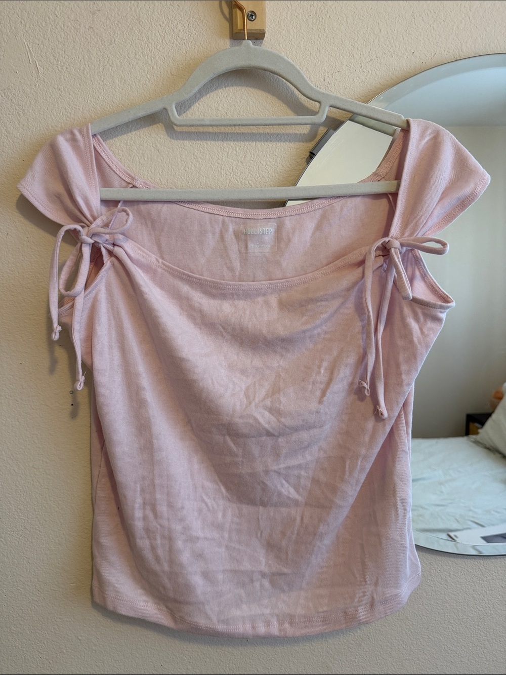 Hollister Light Pink Bow Tie-Shoulder Scoop Neck Tee